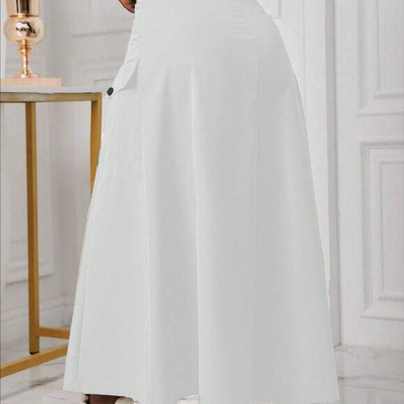 White Casual Women's Zipper Pocket A-Line Mini Skirt - Picture 3 of 3